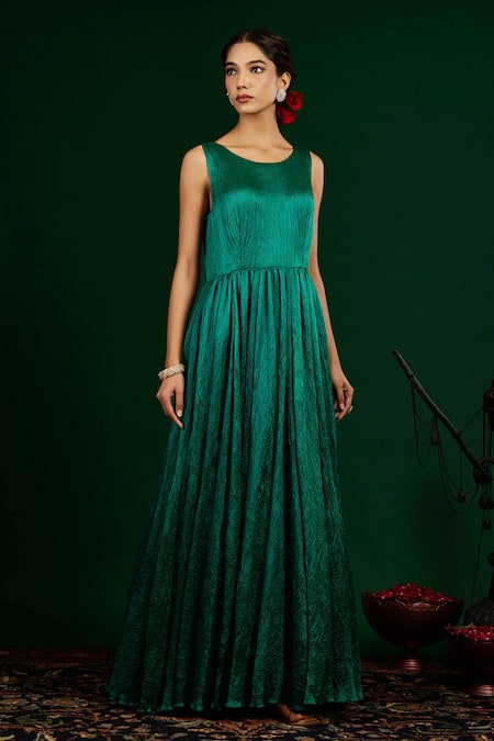 Omana By Ranjana Bothra Emerald Green Tissue, Silk, Shantoon, Chand Embroidered Kurta And Maxi Dress Set at Aza Fashions Omana By Ranjana Bothra_Emerald Green Tissue, Silk, Shantoon, Chand Embroidered Kurta And Maxi Dress Set _at_Aza_Fashions