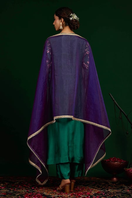 Omana By Ranjana Bothra Gulnaar Embroidered Kurta Set 