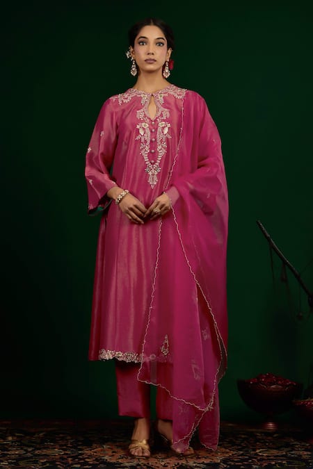 Omana By Ranjana Bothra Taraani Embroidered Kurta Set 