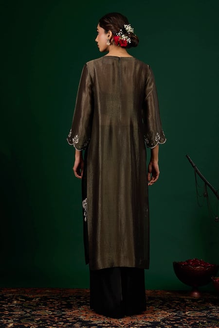 Omana By Ranjana Bothra Ruhani Tissue Kurta & Trouser Set 