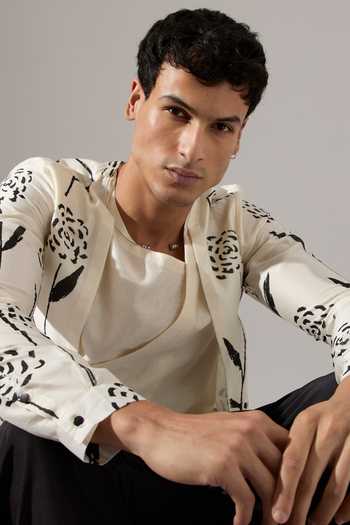 Son Of A Noble Snob_Off White Chanderi Orion Estate Kurta Set _at_Aza_Fashions