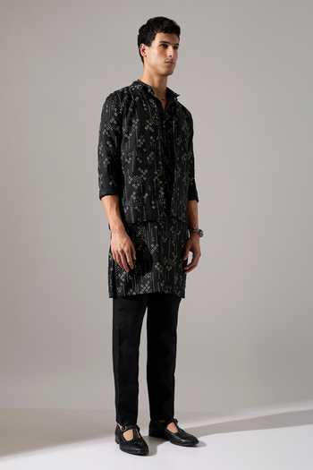 Son Of A Noble Snob_Black Linen Cameron Plus Minus Print Bundi _at_Aza_Fashions