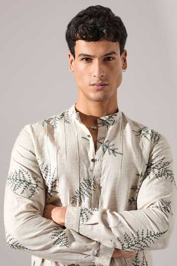 Shop_Son Of A Noble Snob_Ivory Linen Amos Fern Kurta Set _Online_at_Aza_Fashions