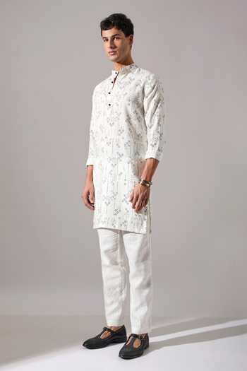 Son Of A Noble Snob_White Linen Elliot Plus Minus Kurta Set _at_Aza_Fashions