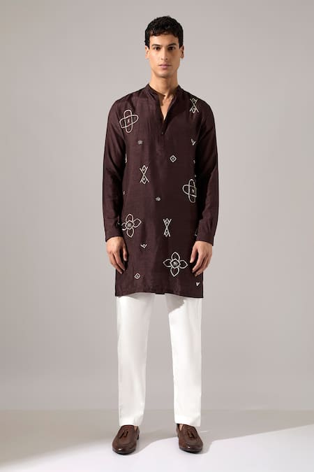 Son Of A Noble Snob John Hand Embroidered Kurta Set 