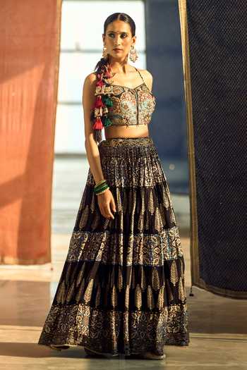 Buy_Samyukta Singhania_Black Satin, Viscose, Modal, Printed Satin-chinon Lehenga Set With Blouse 