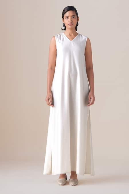 Shop_Ampm_Ivory Chanderi Pearls, Brooches, Buckles V-neck Aluna Jacket And Maxi Dress Set _Online_at_Aza_Fashions