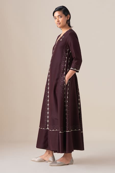 Shop_Ampm_Burgundy Silk, Cotton, Chanderi V-neck Meher A-line Kurta Palazzo Set 