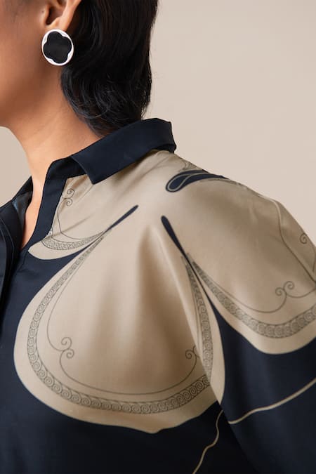 Ampm Black Silk Collared Filigree Pattern Kurta Set Online at Aza Fashions Ampm_Black Silk Collared Filigree Pattern Kurta Set _Online_at_Aza_Fashions