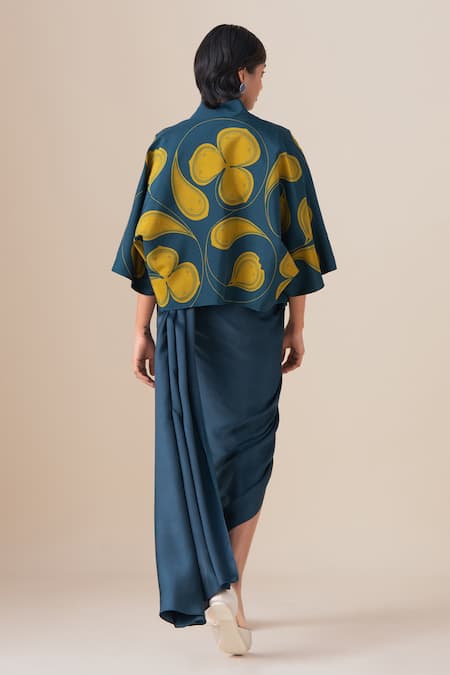 Ampm Sidra Jacket & Saree Gown Set 