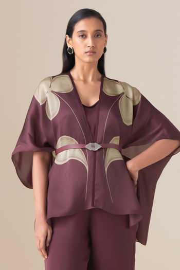 Buy_Ampm_Pink Organza, Satin Buckles V-neck Veya Filigree Cape Palazzo Set 