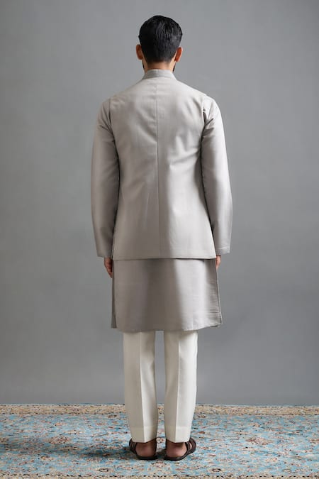 Gargee Designers Sterling Aura Embroidered Bundi Set 