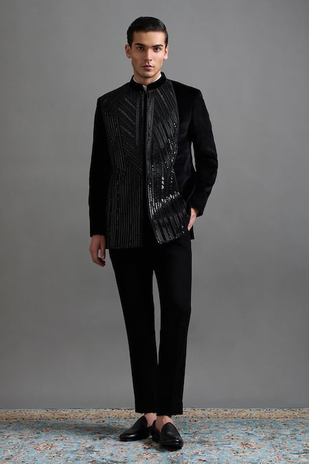 Gargee Designers Kaalratna Embroidered Jodhpuri Set 