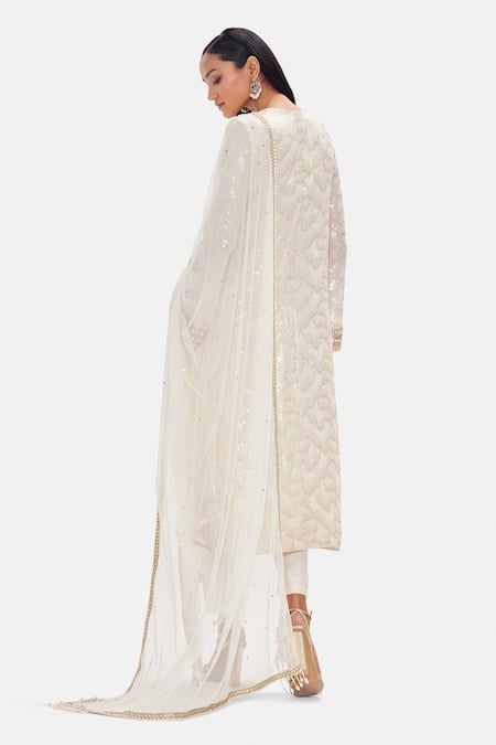 Basanti Kapde aur Koffee Off-White Shimmer Georgette Kurta & Pant Set 