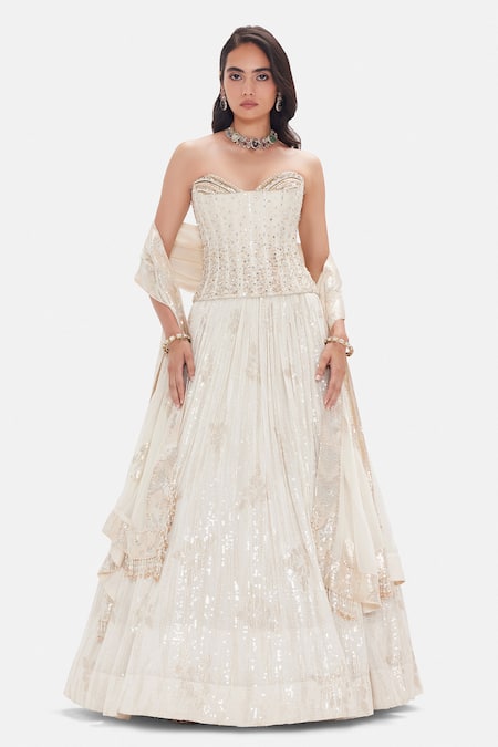 Basanti Kapde aur Koffee Aurelian Charm Corset Lehenga Set 