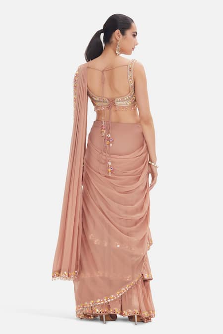 Basanti Kapde aur Koffee Muted Peach Pre-Draped Saree With Blouse 