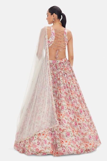 Basanti Kapde aur Koffee Sacred Gardenia Lehenga Set 