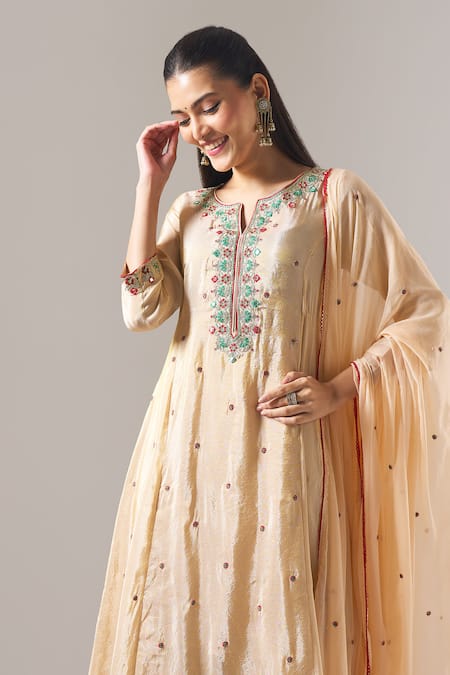 Samyukta Singhania Beige Tissue, Shantoon, Chiffon Embroidery, Zari, Mirrors, Shimmer Kurta Set at Aza Fashions Samyukta Singhania_Beige Tissue, Shantoon, Chiffon Embroidery, Zari, Mirrors, Shimmer Kurta Set _at_Aza_Fashions