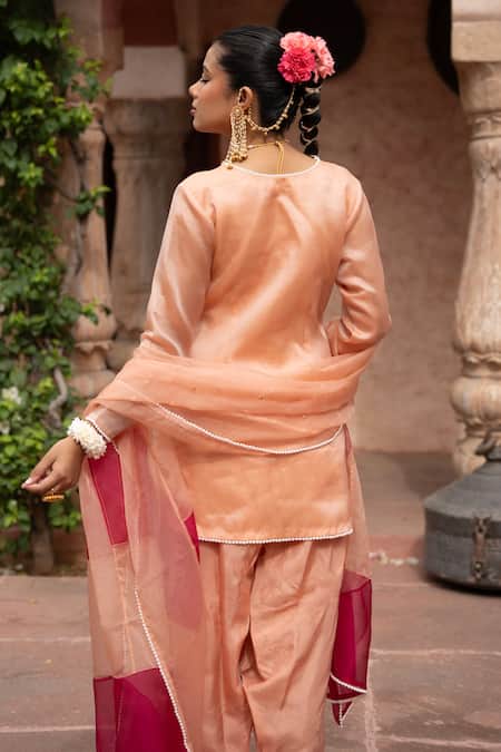 Nikunj By NIIDHI BAJAJ Peach Pink Hand Embroidered Kurta Set 