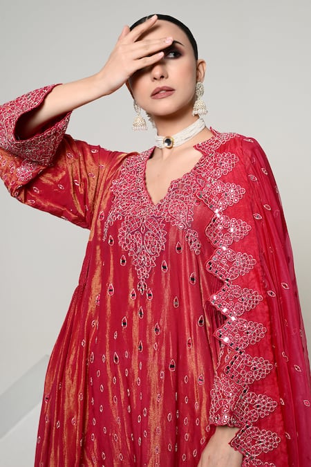 Buy_OHH CROW_Coral Silk, Tissue, Organza Mirrors, Sequins V-neck, Yes Work Kurta Set 