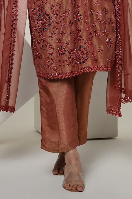 Buy_OHH CROW_Brown Silk, Tissue, Organza Mirrors V-neck Work Kurta Set _Online_at_Aza_Fashions