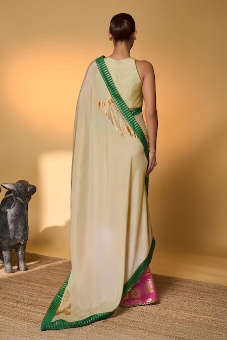 Masaba Turtle Tale Saree With Unstitched Blouse Piece 