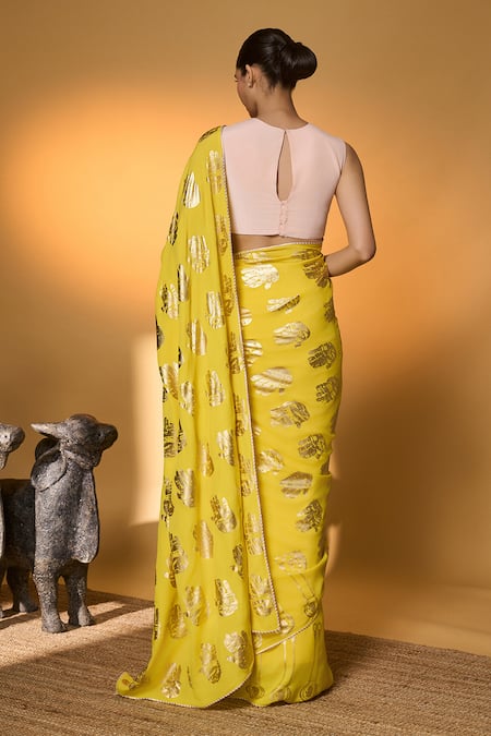 Masaba Haath Print Saree With Unstitched Blouse Piece 
