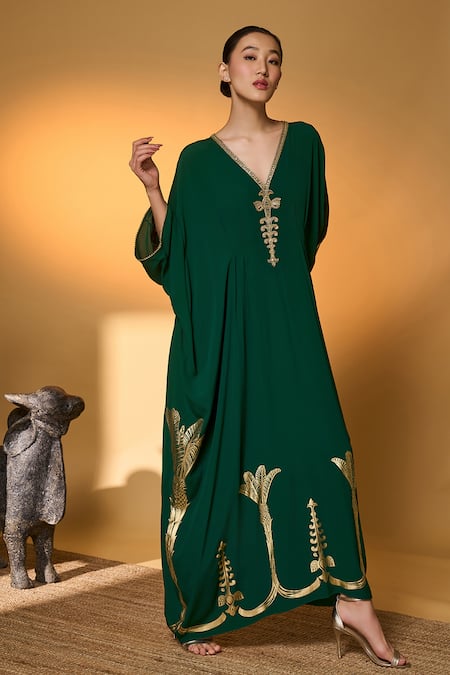 Shop Masaba Green Silk, Crepe Foil Printing V-neck Palm Trees Kaftan Shop_Masaba_Green Silk, Crepe Foil Printing V-neck Palm Trees Kaftan