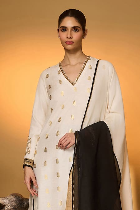 Shop_Masaba_Ivory Silk, Organza Embroidery, Sequins, Zari, Turtle Tale Printed Kurta Set _Online_at_Aza_Fashions