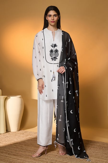 Masaba Pine-Code Embroidered & Printed Kurta Set 