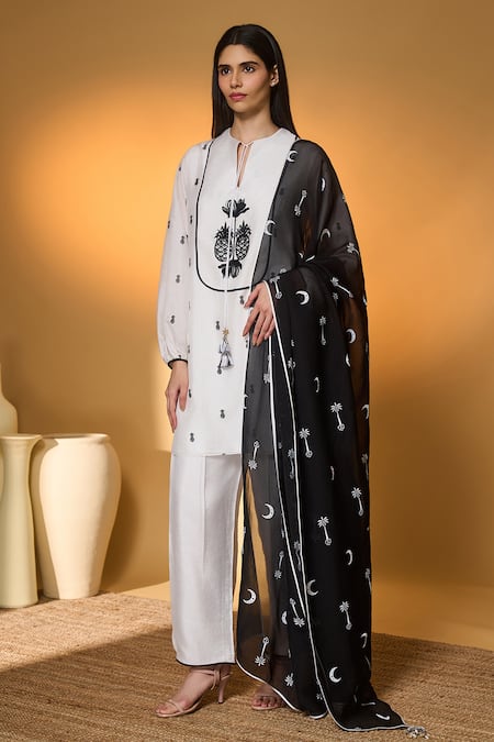 Buy Masaba Ivory Silk, Organza Embroidery, Tassels, Piping Pine-code And Printed Kurta Set Buy_Masaba_Ivory Silk, Organza Embroidery, Tassels, Piping Pine-code And Printed Kurta Set