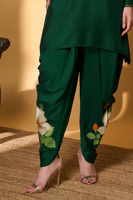 Masaba_Green Silk, Organza Zari, Applique, Foil Rose Blush Embroidered Kurta Set _Online_at_Aza_Fashions