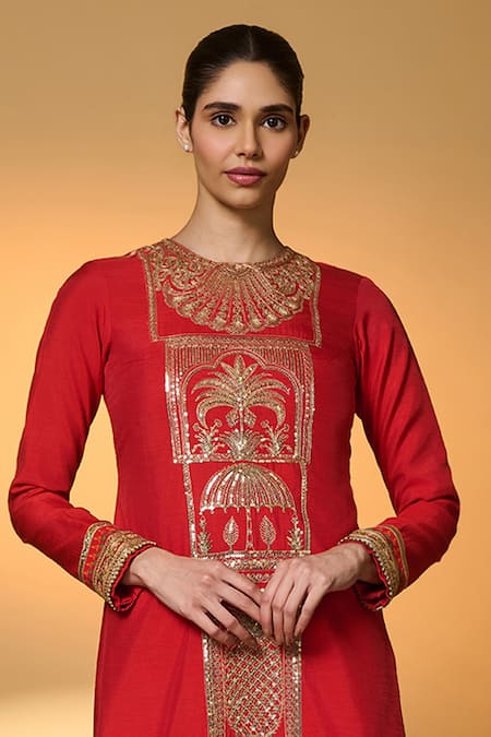 Masaba_Red Silk Embroidery, Sequins, Zari, Gota Patti, Lace Khidki Printed And Kurta Set _Online_at_Aza_Fashions