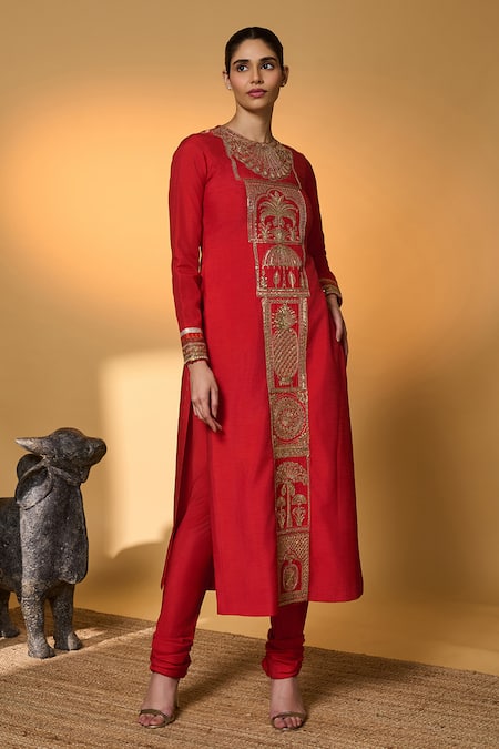 Masaba_Red Silk Embroidery, Sequins, Zari, Gota Patti, Lace Khidki Printed And Kurta Set _at_Aza_Fashions