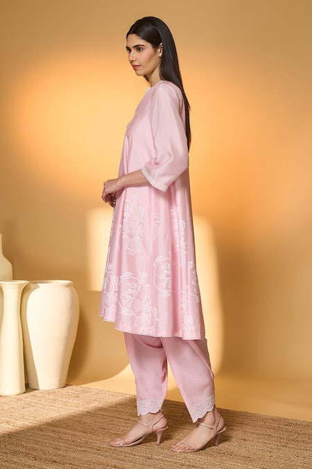 Buy_Masaba_Pink Silk Lace Split V-neck Blushing Bloom Printed Kurta Set _Online_at_Aza_Fashions