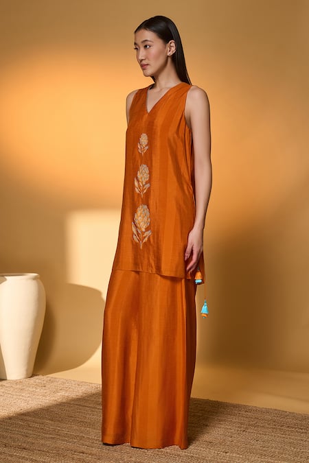 Buy_Masaba_Orange Silk Beads, Pearls, Tassels V-neck Saffron Sky Striped Kurta Set 