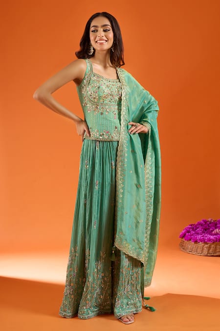 Samyukta Singhania_Green Viscose Georgette Embroidery Scoop Neck Lehenga Set _at_Aza_Fashions