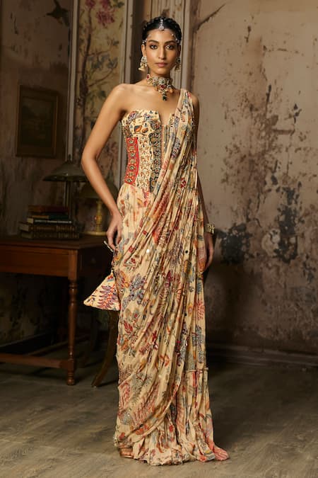 Diyarajvvir Tiered Printed Pre-Draped Saree With Blouse 