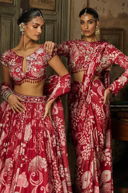 Shop_Diyarajvvir_Maroon Crepe Round Neck Botanical Print Saree With Blouse _Online_at_Aza_Fashions