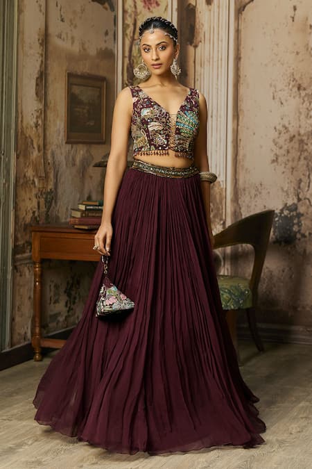 Diyarajvvir Embroidered Blouse & Skirt Set 