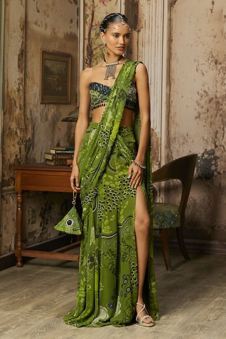 Diyarajvvir Printed Pre-Draped Saree With Blouse 