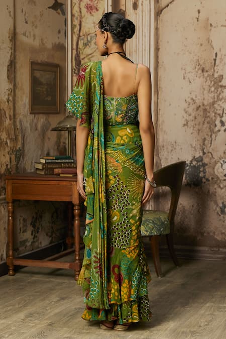 Diyarajvvir Abstract Print Pre-Draped Ruffle Saree Set 