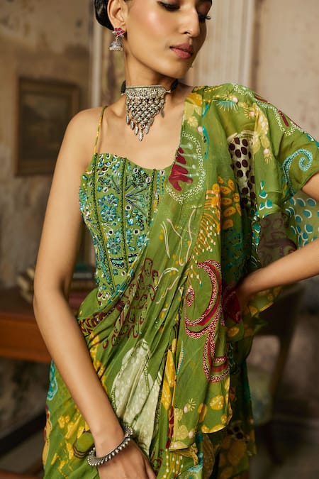 Buy_Diyarajvvir_Green Organza, Georgette, Crepe Ruffles Abstract Print Pre-draped Saree Set _Online_at_Aza_Fashions