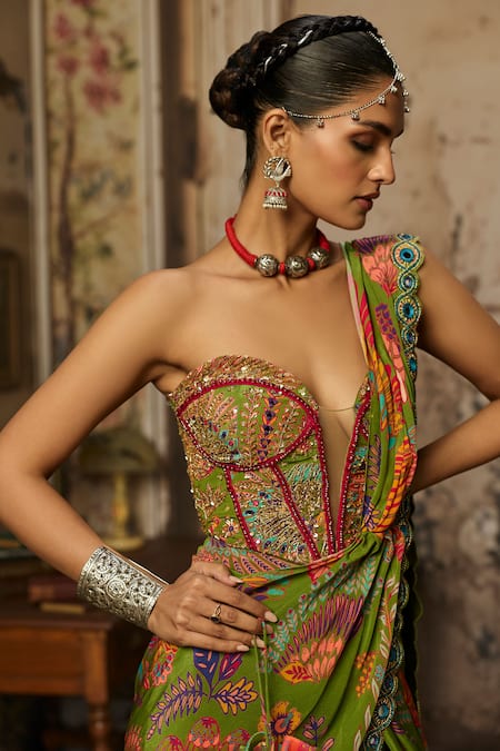 Buy_Diyarajvvir_Green Crepe Embroidery, Mirrors, Printed Pre-draped Dhoti Saree With Blouse _Online_at_Aza_Fashions