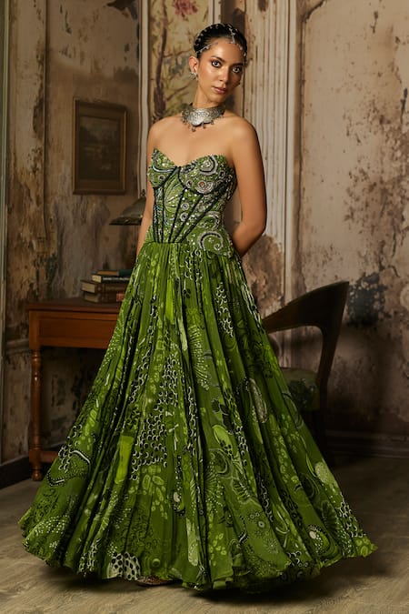 Shop Diyarajvvir Green Organza, Crepe Embroidery, Sequins, Beads Sweetheart Floral Print Gown Online at Aza Fashions Shop_Diyarajvvir_Green Organza, Crepe Embroidery, Sequins, Beads Sweetheart Floral Print Gown _Online_at_Aza_Fashions