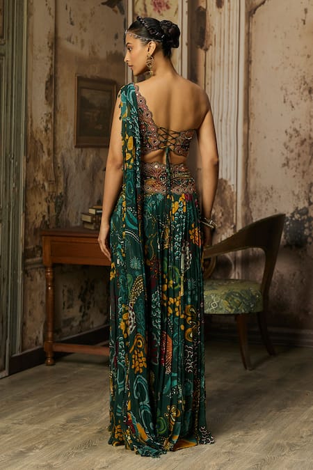 Diyarajvvir Printed Blouse & Pleated Flared Pant Set