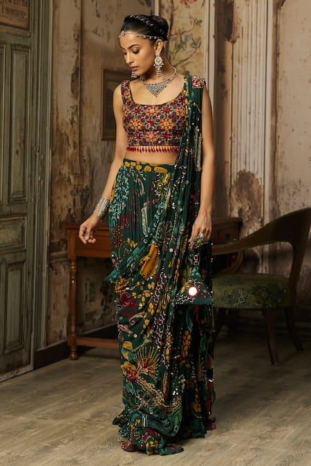 Diyarajvvir_Green Georgette, Crepe Mirrors, Printed Pre-draped Saree With Blouse _Online_at_Aza_Fashions