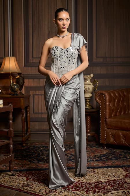 Diyarajvvir Mirror Work Corset & Pre-Draped Saree Set 