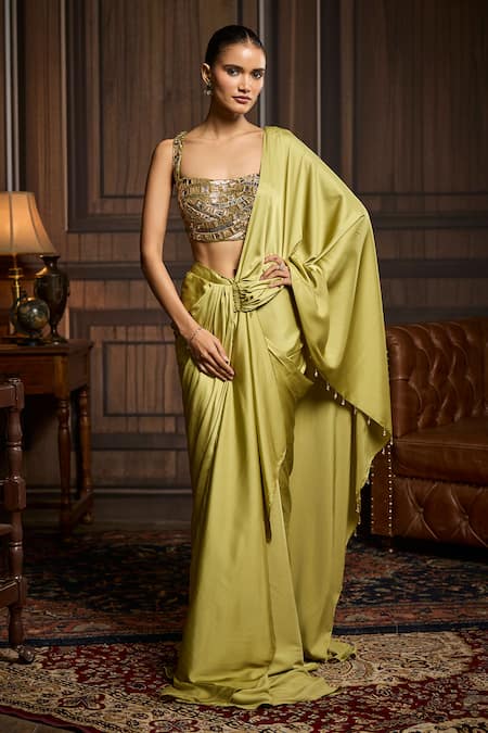 Diyarajvvir Embroidered Pre-Draped Saree & Blouse Set 