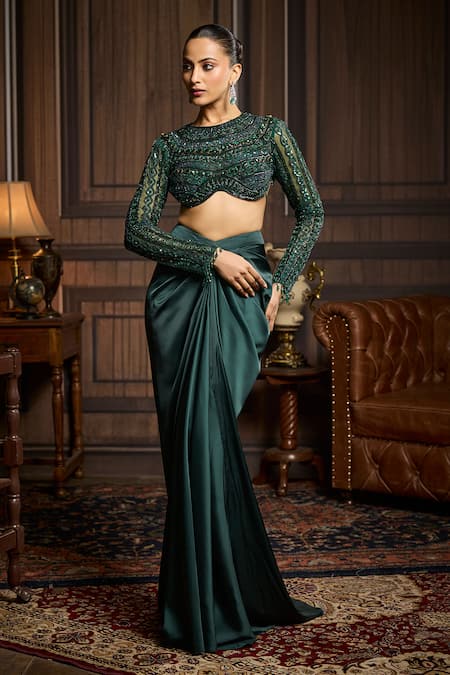 Diyarajvvir Embroidered Blouse & Skirt Set 